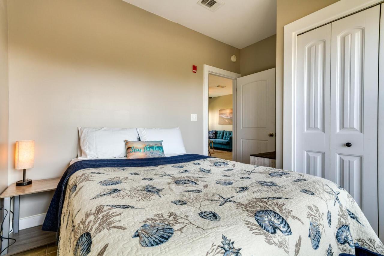 Bayfront Pensacola Beach Condo With Pool And Elevator Екстериор снимка